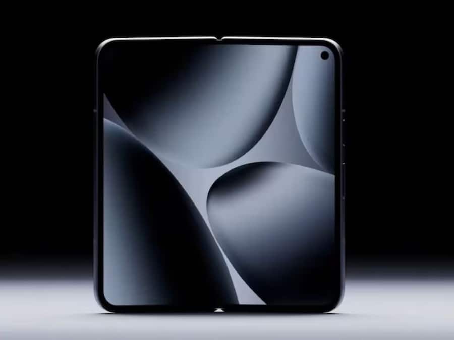 Get Ready to Fold: Google Just Dropped a Sneak Peek of the Pixel 10 Pro ...